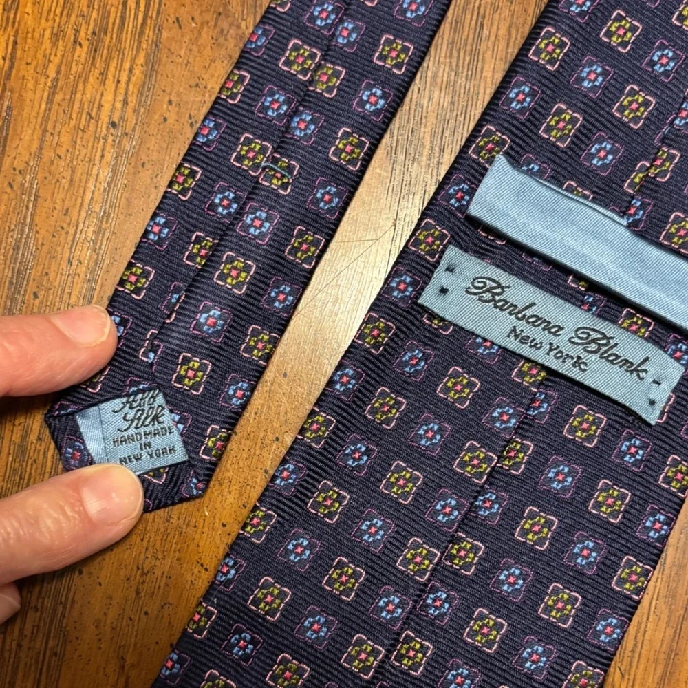 Barbara Blank New York Navy Blue Silk Geometric Medallion Handmade Mens Necktie